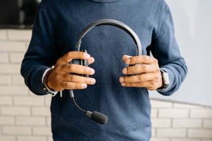 Headset for customer support